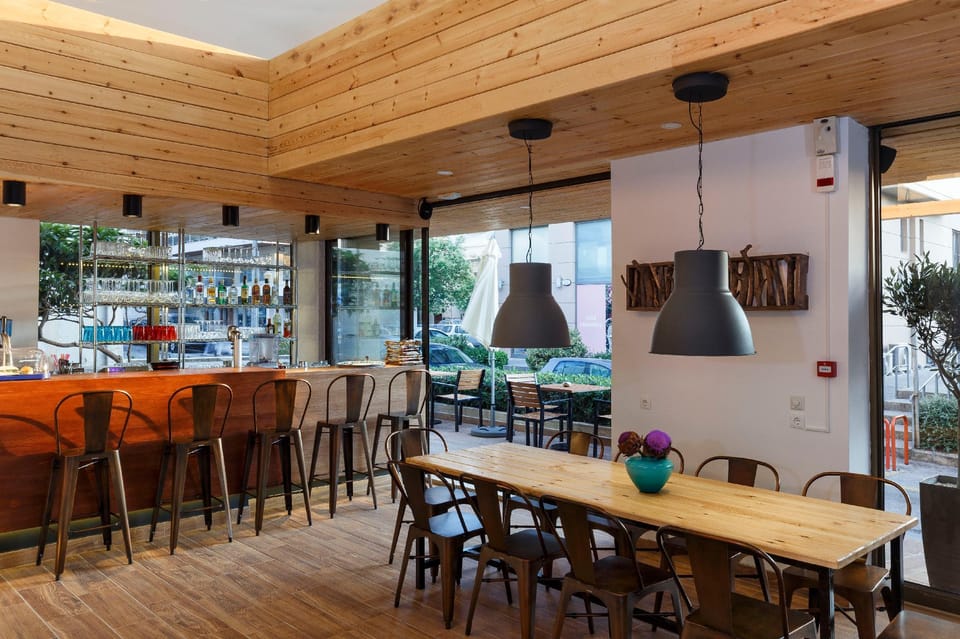 Bar/lounge