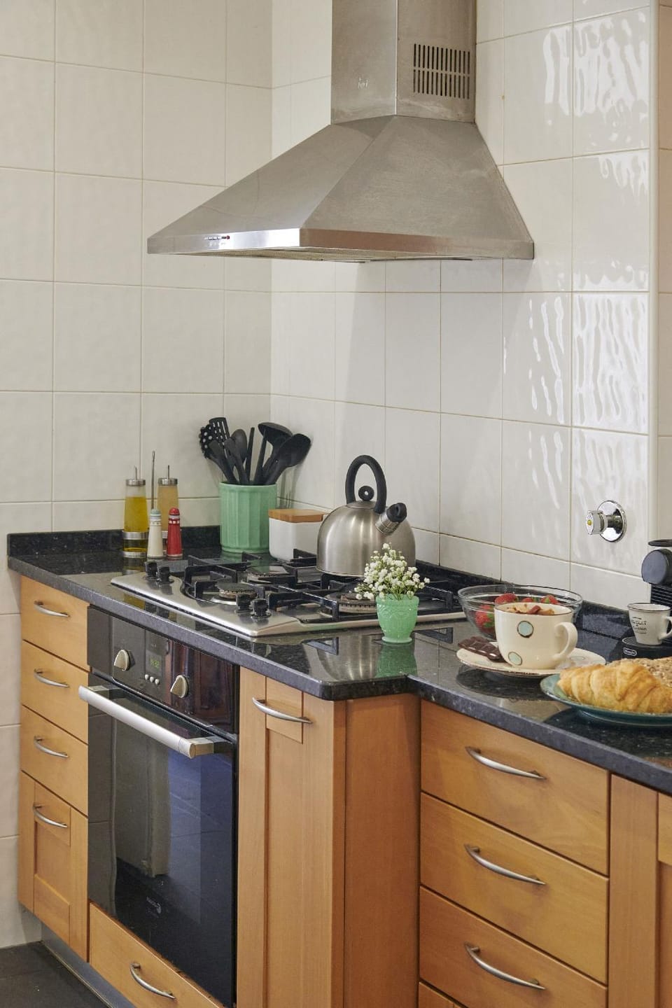 Renovated Spacious Baixa Apartment, By TimeCooler Hotel in Lisbon