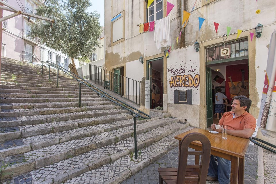 Spacious Alfama Duplex, By TimeCooler Hotel in Lisbon