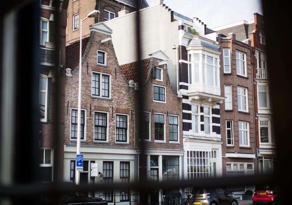 SWEETS - Scharrebiersluis Hotel in Amsterdam