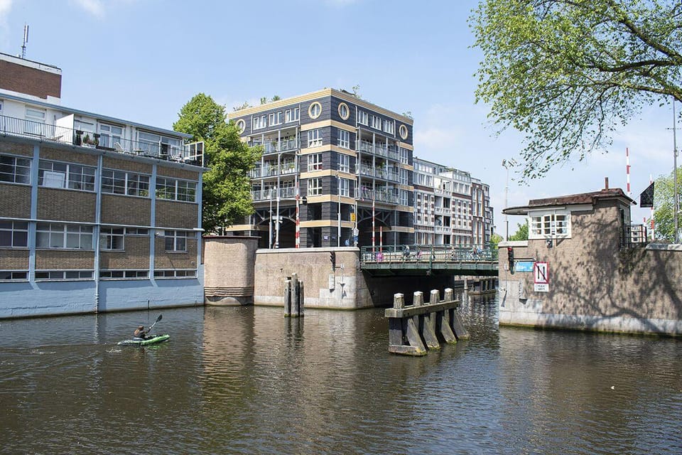 SWEETS - Van Hallbrug Hotel in Amsterdam