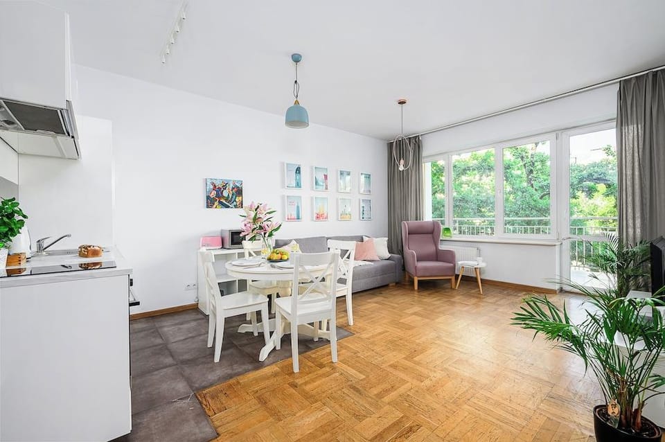 ShortStayPoland Krucza - B34 Hotel in Warsaw