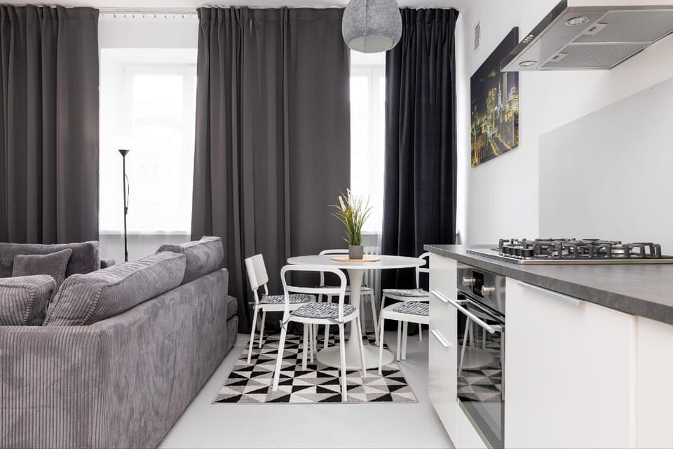 City Centre Apartment Hotel in Warsaw