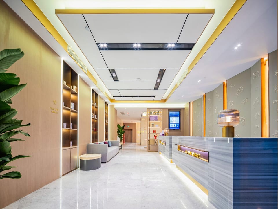 Lavande Hotel Xi'an Daming Palace Longshouyuan Metro Station Hotel in Xian