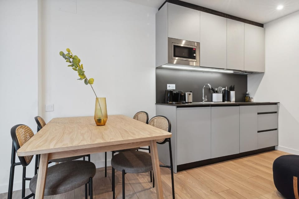 Limehome Valencia Carrer del Pare Palau Hotel in Valencia