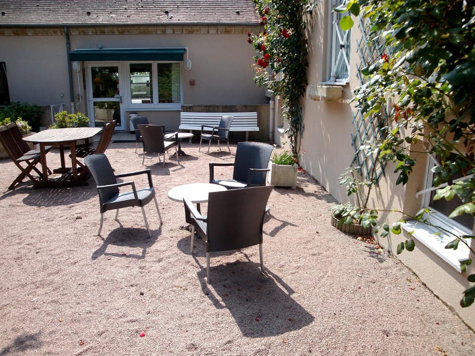 Hôtel du Commerce Hotel in Centre-Val de Loire