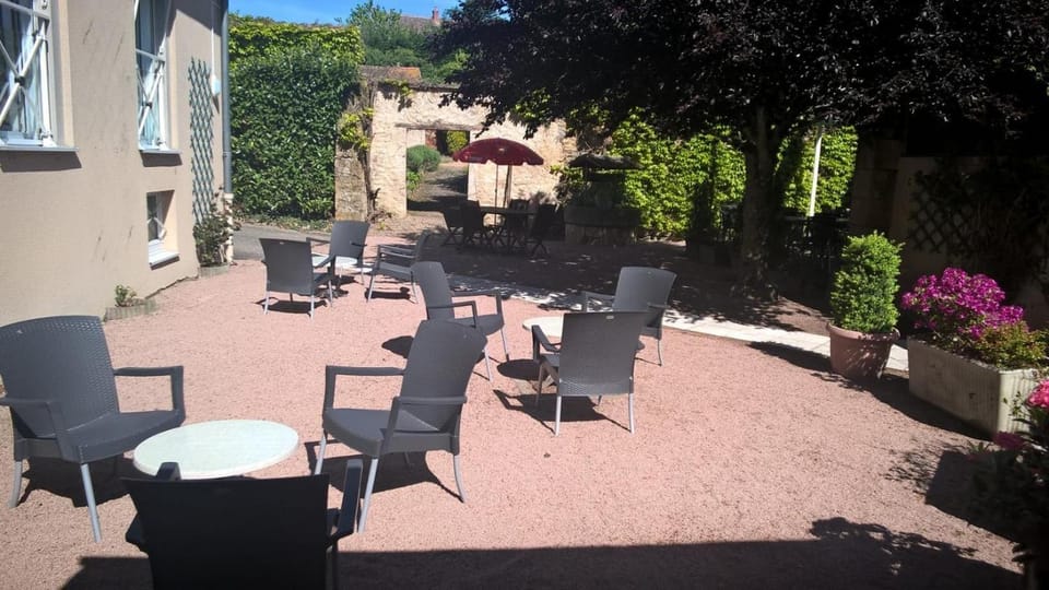 Hôtel du Commerce Hotel in Centre-Val de Loire