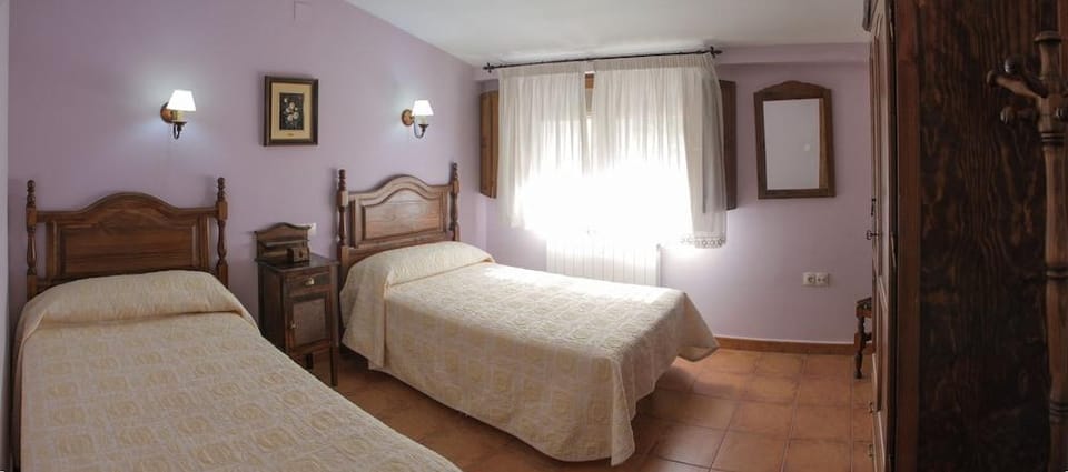Casas Rurales Maribel Alcala Hotel in Alcalá del Júcar