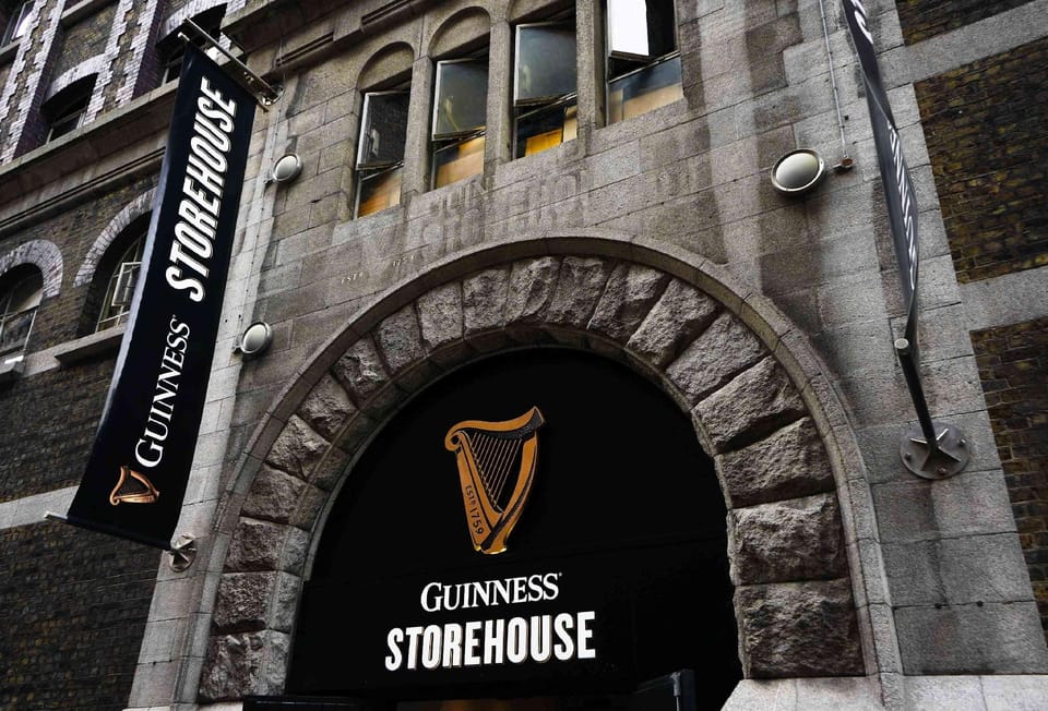 Modern Homestay Room near Dublin Airport Hotel in County Dublin