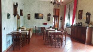 Hotel La Pendola Hotel in Lombardy