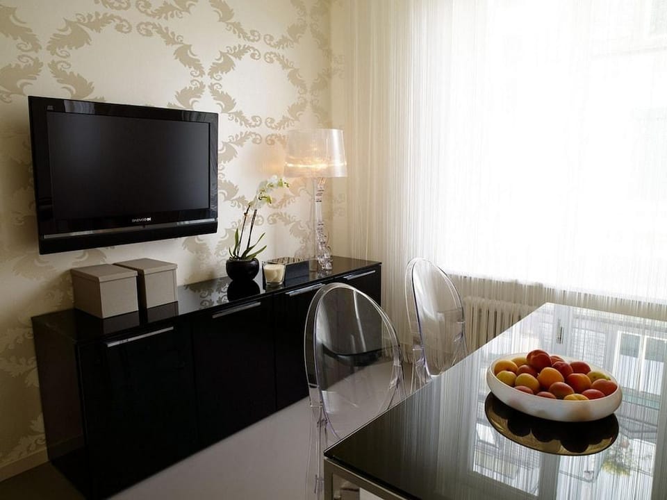 VISIONAPARTMENTS Zurich Waffenplatzstrasse Hotel in Zurich City