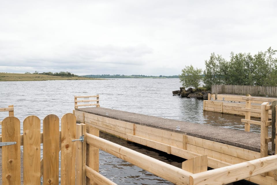 Luxury Waterfront Self-Catering Cabins Hotel in County Donegal