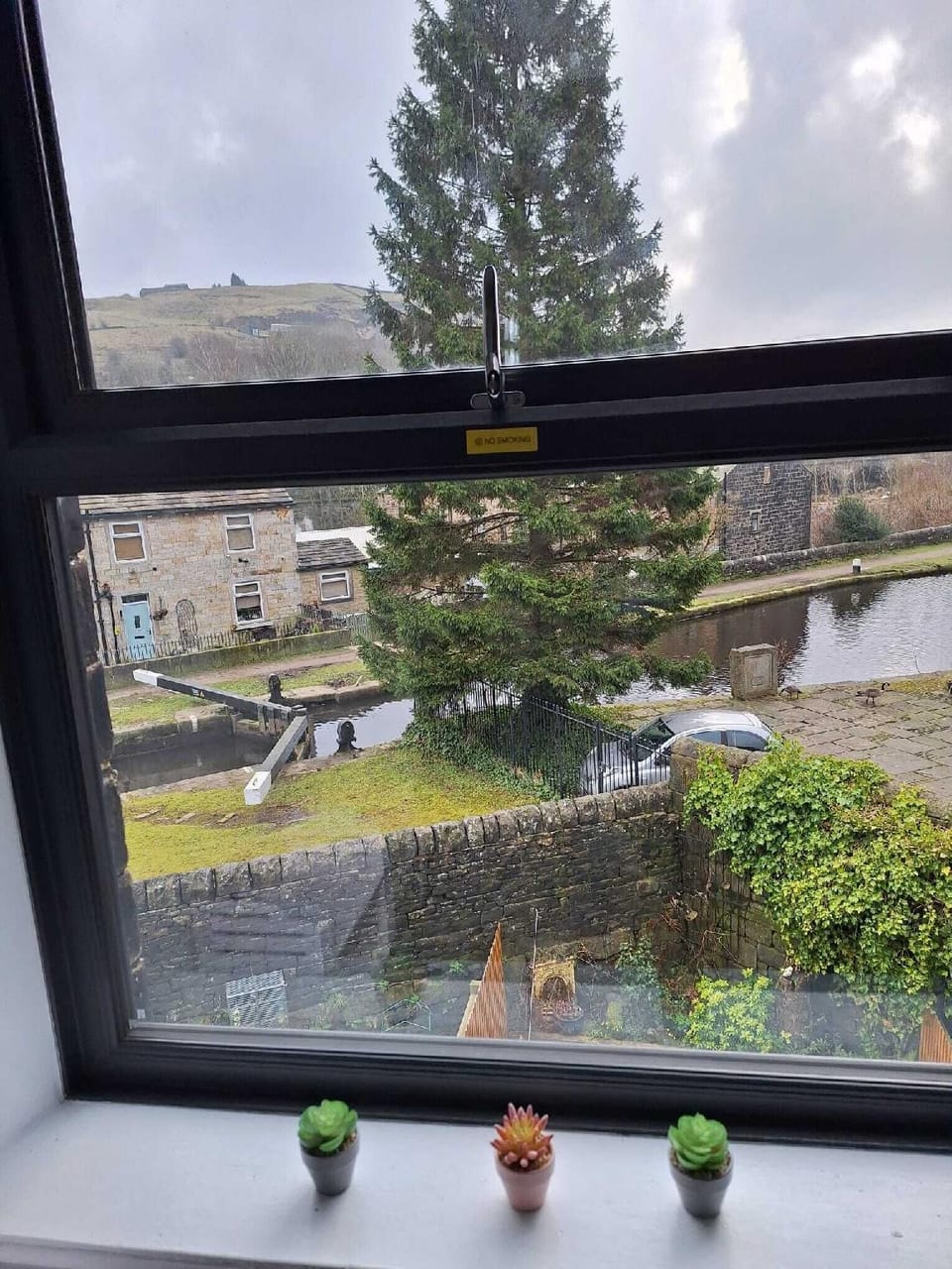 19 Bacup Road Hotel in Calderdale