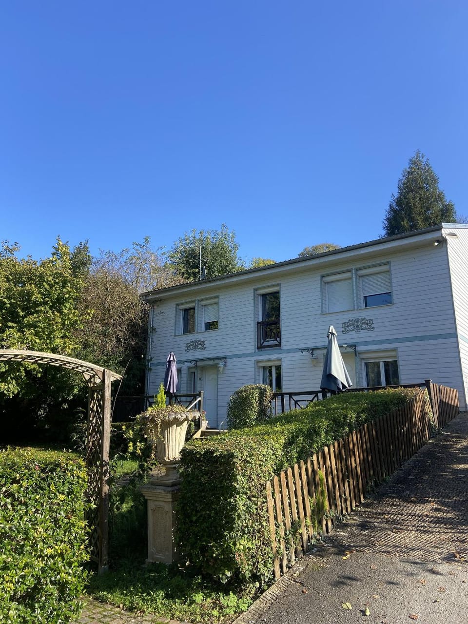 Auberge de la Vallée Verte Hotel in Dreux