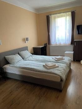 See Haus - Podmaniczky Hotel in Balatonszárszó