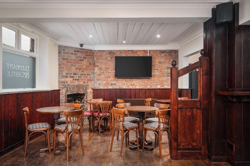 Elephant & Castle Hotel in Wakefield
