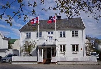 Opsahl Gjestegaard Hotel in Nordland, Norway