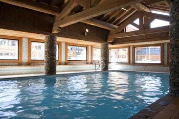 Résidence premium Les Fermes du Soleil - Les Carroz-d'Arâche Hotel in Arâches-la-Frasse