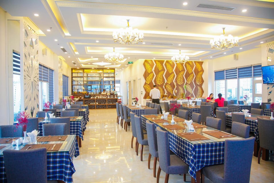 Royal Beach Hotel Hotel in Da Nang