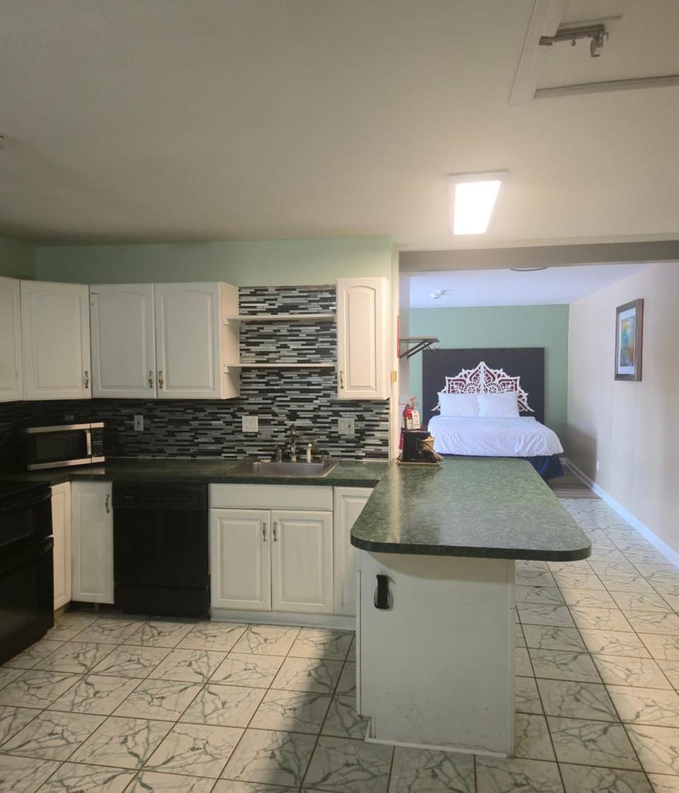 Nashoba Valley Inn & Suites Motel in Middlesex County