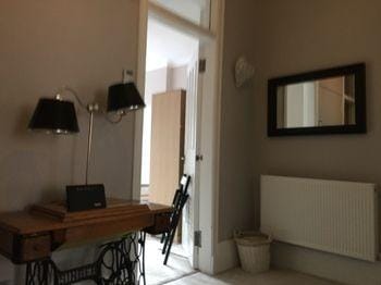 Great Location 2 Bed West End Flat Hotel in Glasgow