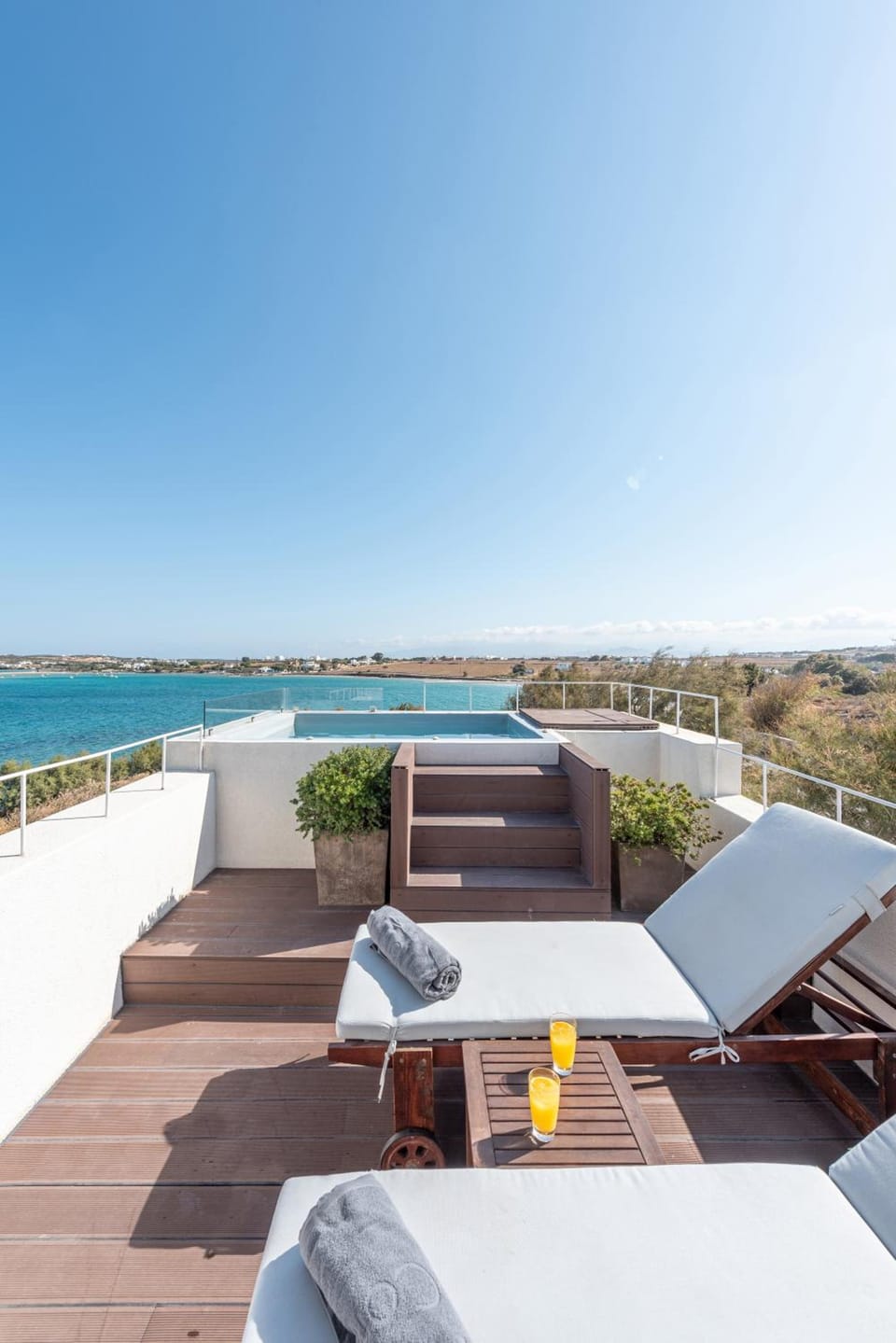 Paros Comfy Suites Hotel in Paros, Greece