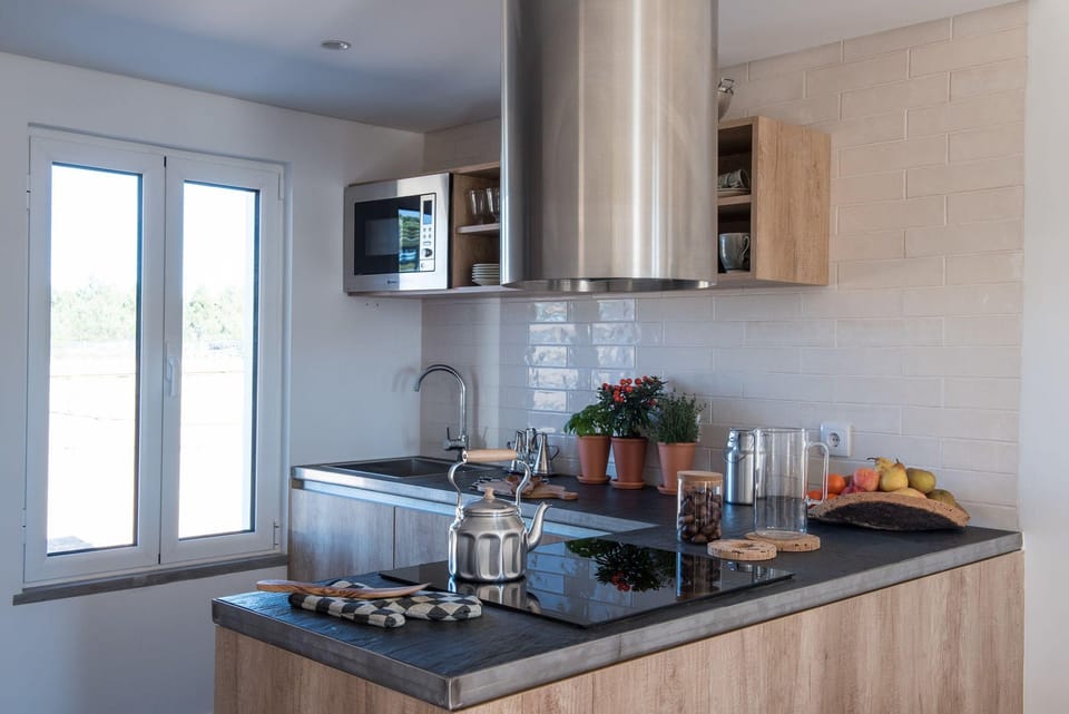 Craveiral Farmhouse by Belong Hotel in Faro District