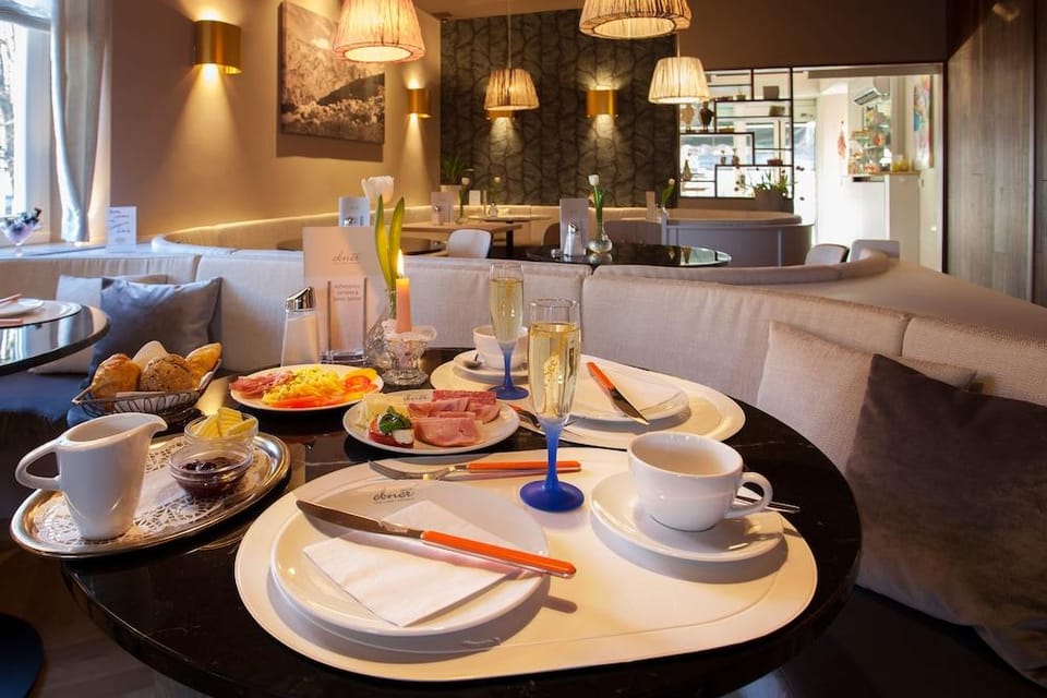 Hotel Café Ebner Hotel in Lindau