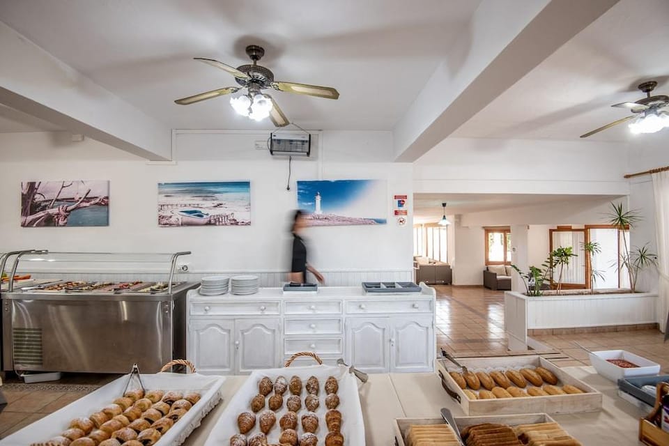 Bungalow Es Pins Hotel in Formentera