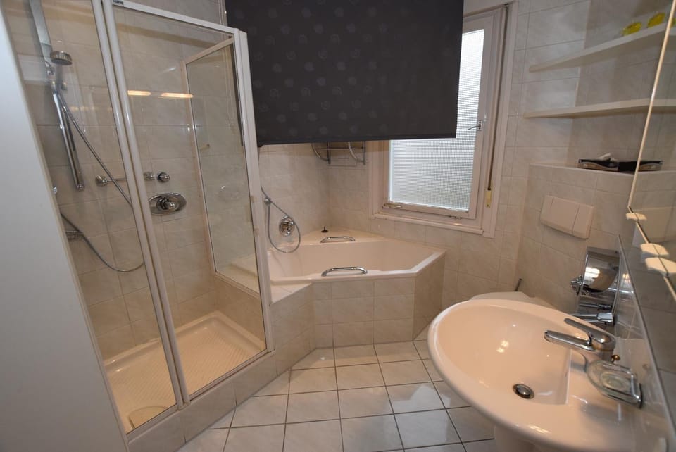 Monteurzimmer Kircheim unter Teck - Hostel Hotel in Baden-Württemberg
