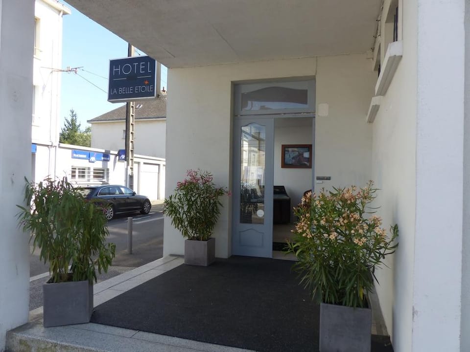 Hôtel La Belle Etoile Hotel in Saint-Nazaire