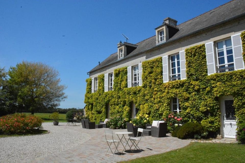 Les Chaufourniers Hotel in Normandy