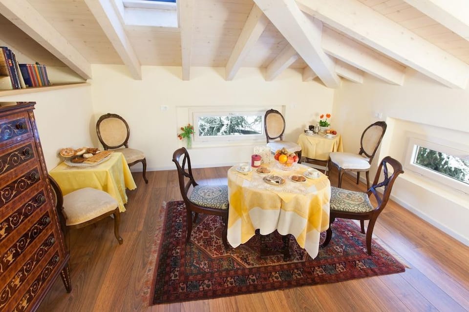 Bed and Breakfast Villa Laila Hotel in Lombardy