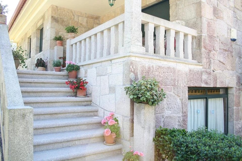 Casa Rural Tapería o Monte Hotel in Galicia