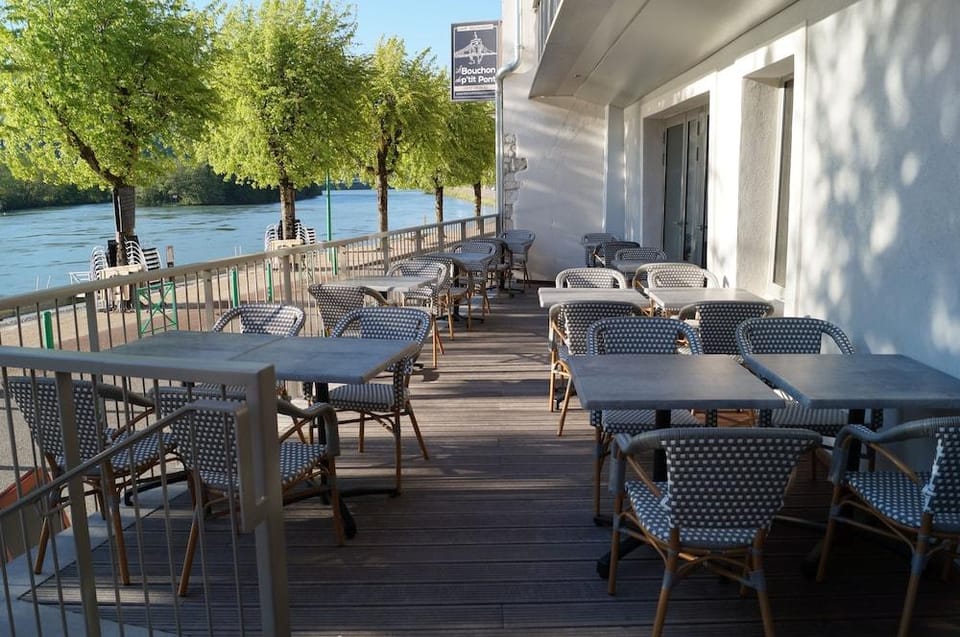 Hotel du Rhone Seyssel Hotel in Haute-Savoie