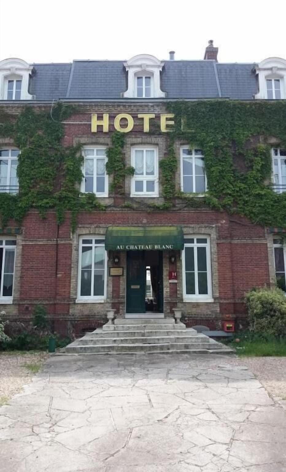 Hotel du chateau blanc Hotel in Normandy