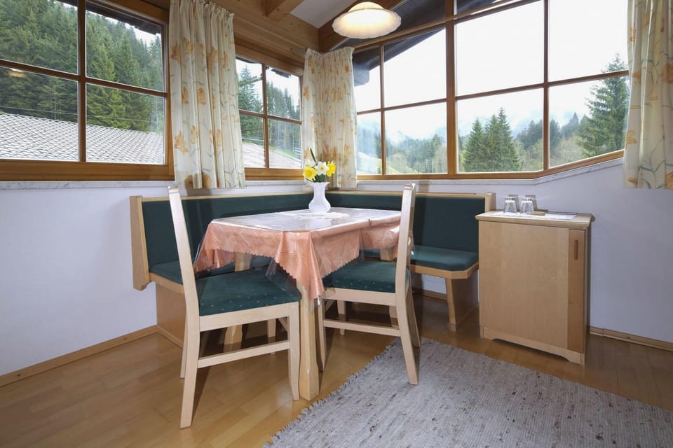 Gasthof Eiserne Hand Hotel in Salzburgerland