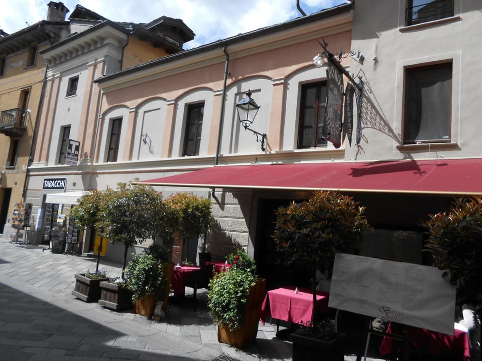 Casa De Giorgis Hotel in Aosta