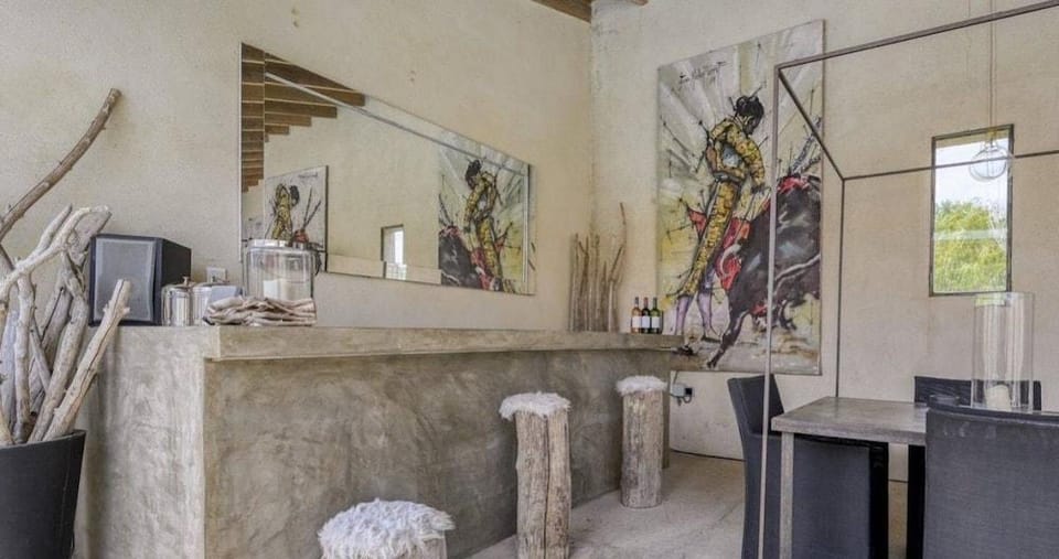 Mas Sainte Marie - Private Hot Tub Suites Hotel in Saintes-Maries-de-la-Mer