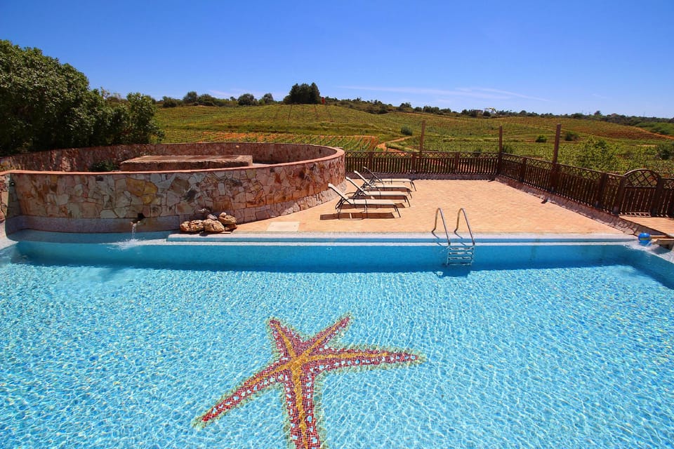 Quinta dos Vales Hotel in Faro District