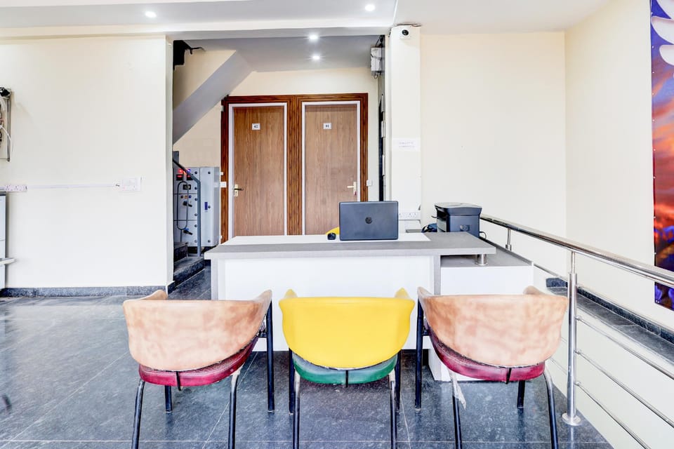 Hotel O ETERNAL RESIDENCY Hotel in Gurugram