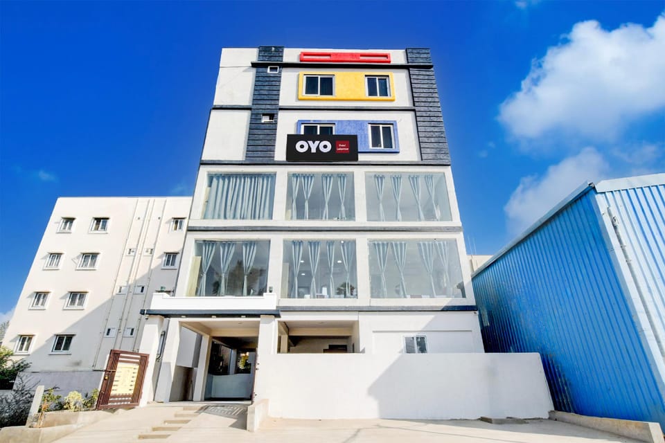 Hotel O Lake view Hotel in Secunderabad