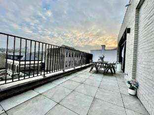 Modern 1BR Near Diamond District by OneLuxStay Hotel in Antwerp