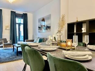 Luxury 2BR 2BA Near Fashion District by OneLuxStay Hotel in Antwerp