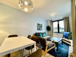 Luxury 2BR 1BA Near Fashion District by OneLuxStay Hotel in Antwerp