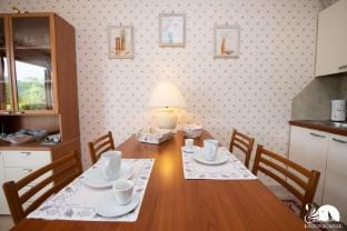 Feeling House - Appartamento Provenzale Hotel in Salo