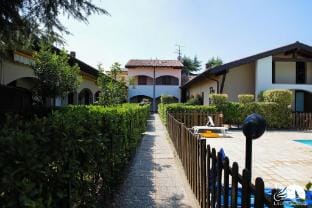 The Three Moons Apartment Hotel in Peschiera del Garda
