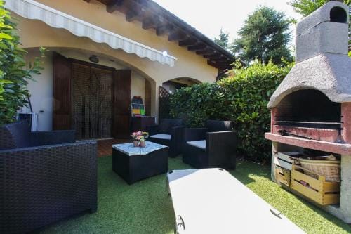 The Three Moons Apartment Hotel in Peschiera del Garda