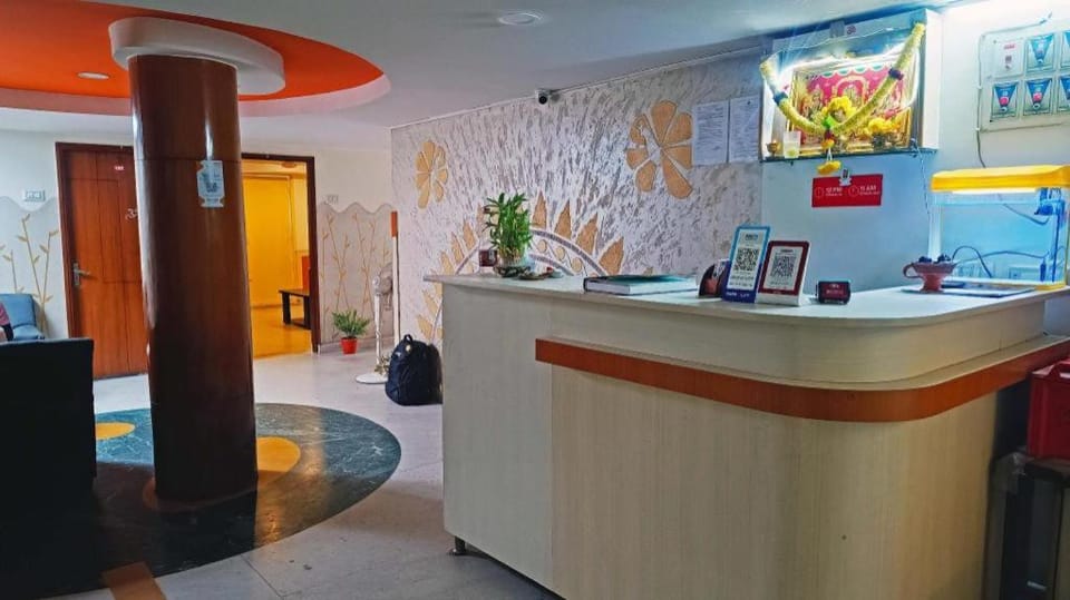 Sri Krishna Lodge Hotel in Bengaluru