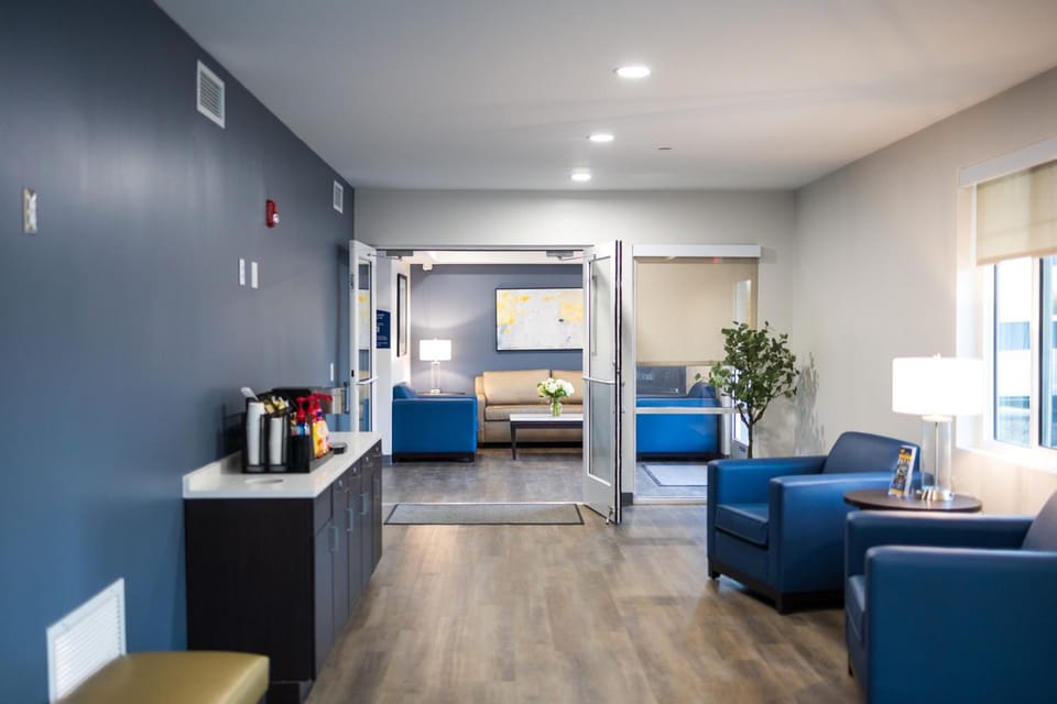 stayAPT Suites Atlanta-Newnan Hotel in Newnan